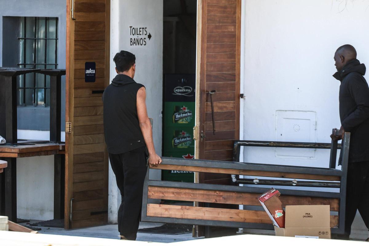 Galería: los comercios de la zona del puerto de Ibiza recobran vida durante la Semana Santa