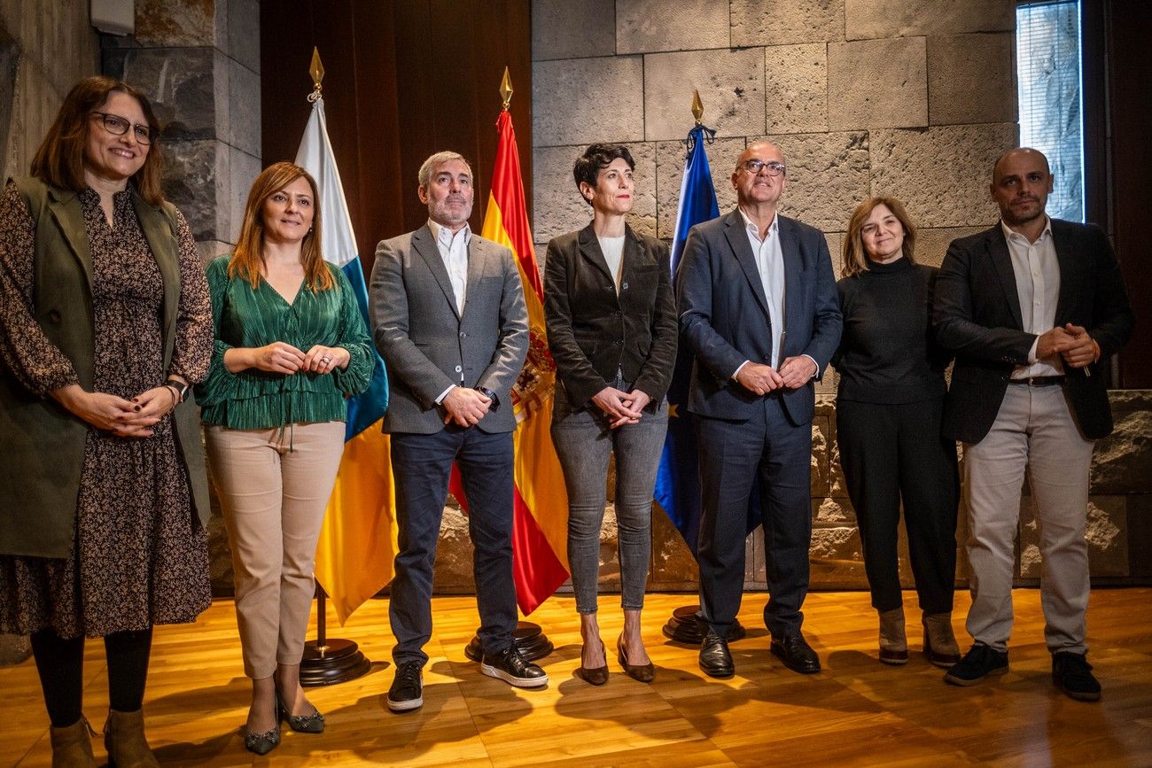 Reunión entre Fernando Clavijo y la ministra de Inclusión, Seguridad Social y Migraciones, Elma Saiz