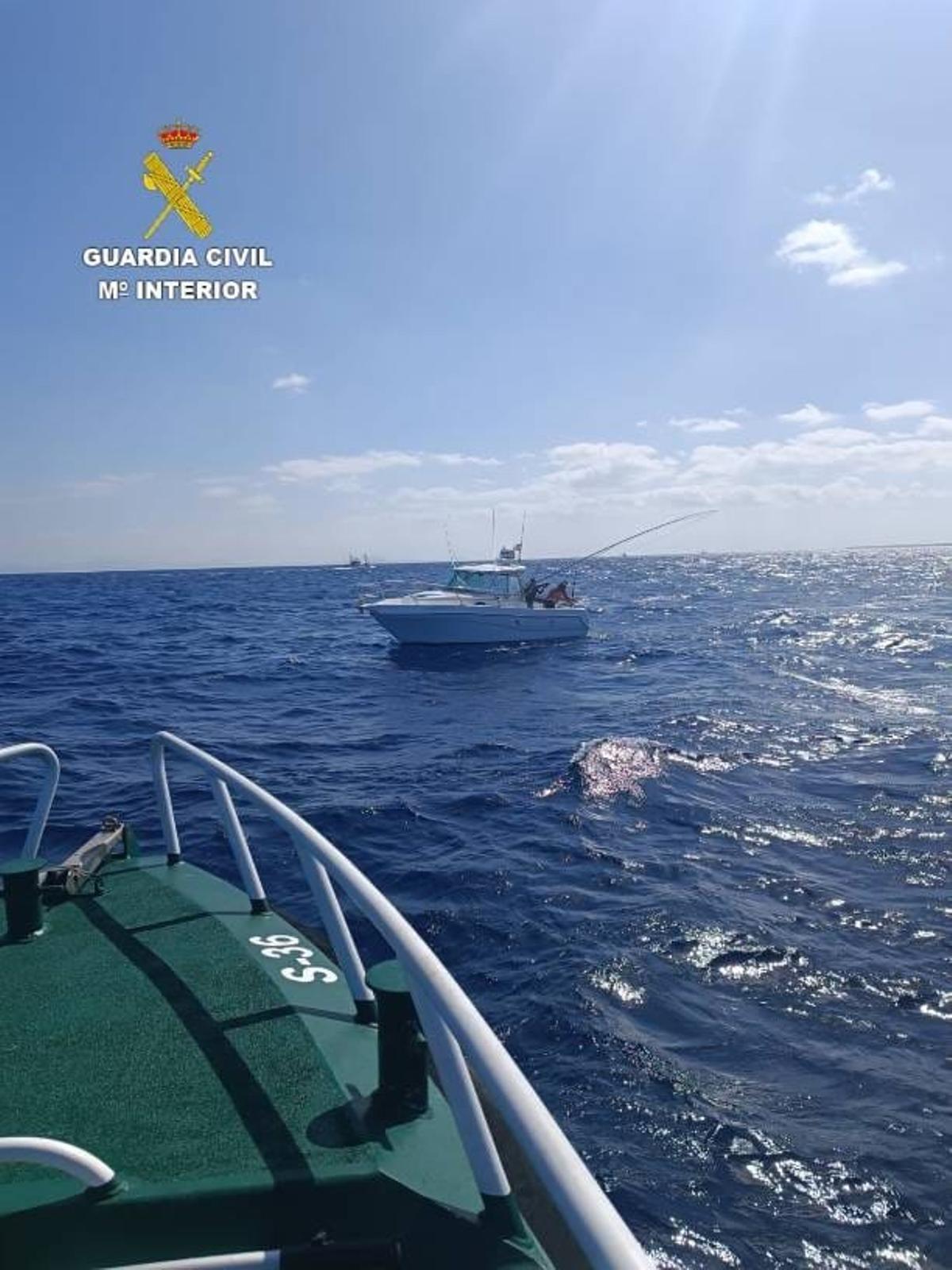 Barco interceptado