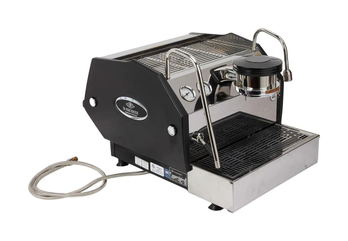 La Marzocco GS/3 Home Espresso Machine de Lynch subastada por 45.500 dólares.
