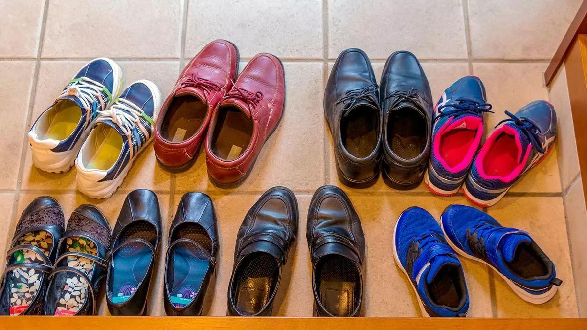 Lidl arrasa con el zapatero para la entrada en vertical: lo más vendido