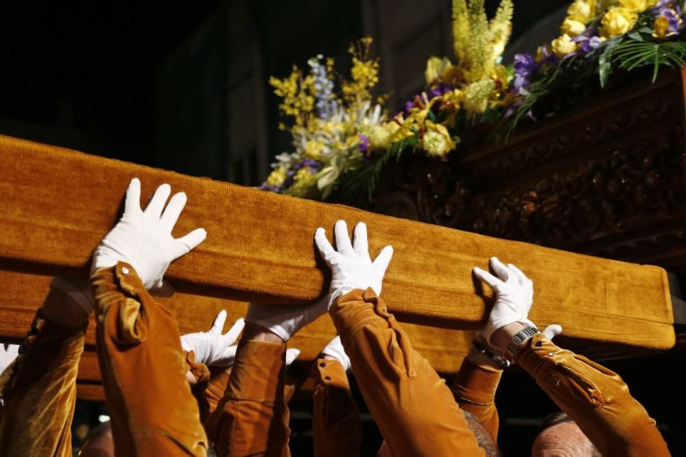 La Esperanza y el Cristo de la Caída protagonizaron el Encuentro en la Vía Doloresa de la Semana Santa de Torrevieja