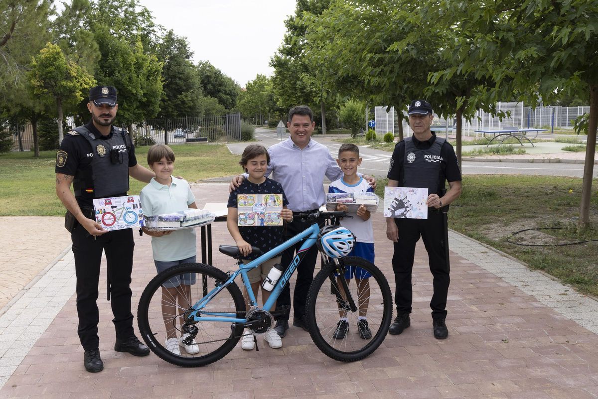 Más de 350 escolares del casco urbano y las pedanías de Caravaca reciben formación en seguridad vial de la mano de la Policía Local
