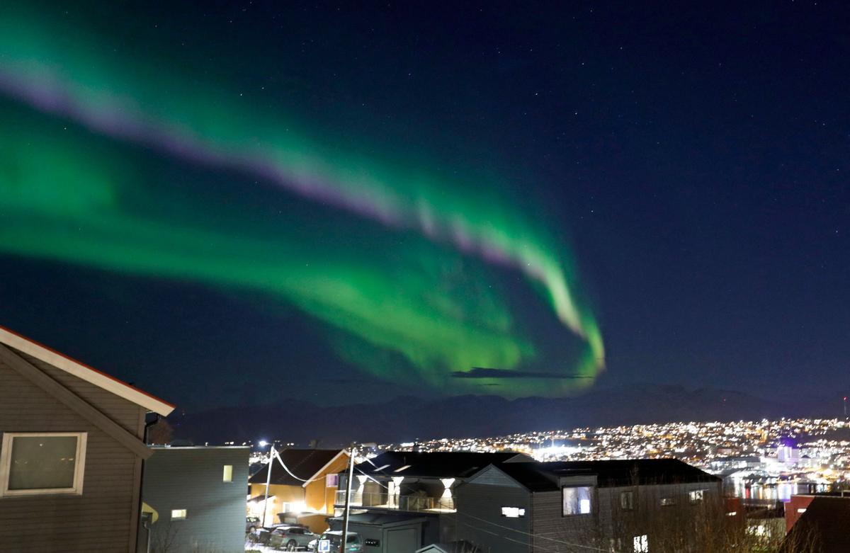 Aurora boreal en Tromso, Noruega. Foto de Joris Kiresdjian. Publicado por:  @segu…