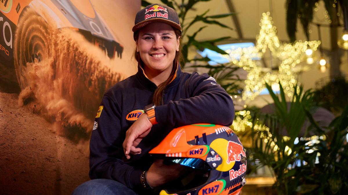 Laia Sanz, lista para afrontar su 14º Rally Dakar, el tercero en coches