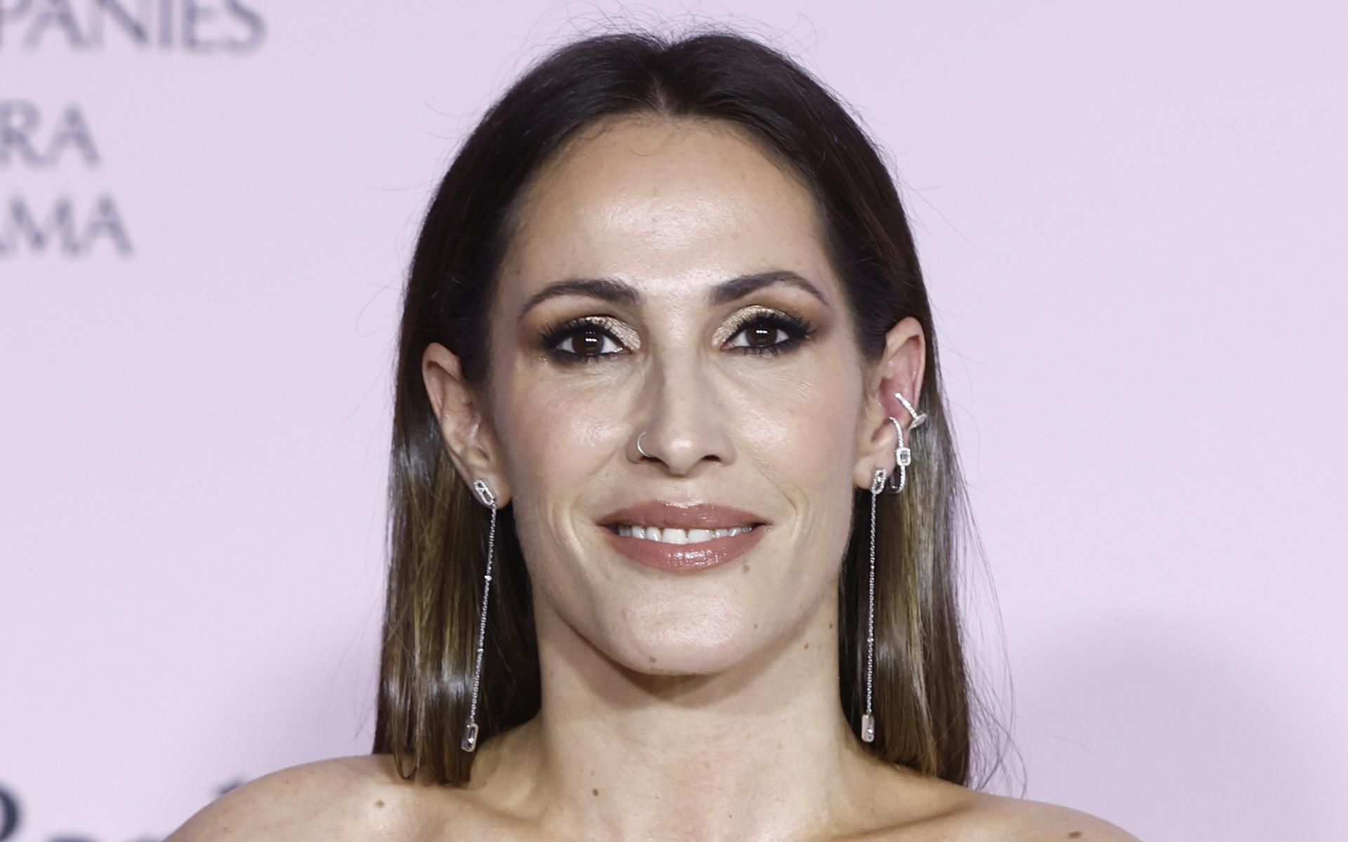 MALÚ POLÉMICOS RETOQUES ESTÉTICOS | La polémica foto de Malú que ha