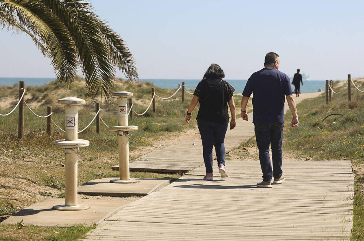 La playa del Port de Sagunt.