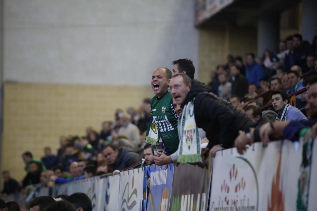 Las imágenes del partido Córdoba Patrimonio-Valdepeñas, de Fútbol Sala