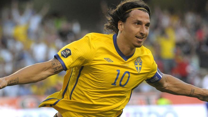 Ibrahimovic encabeza lista definitiva de Suecia en la Eurocopa