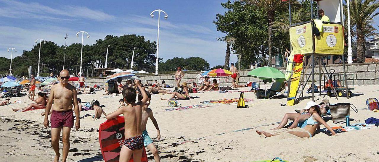 Una de las torres de vigilancia en Samil.