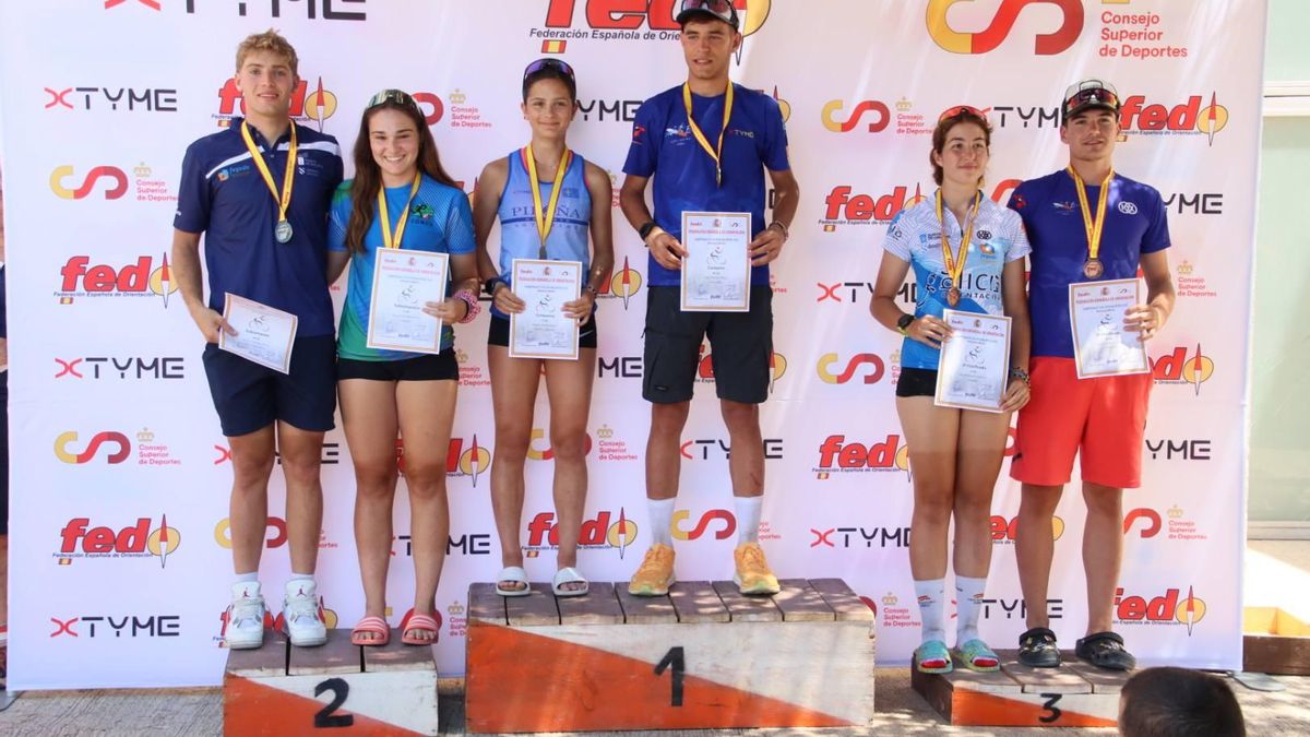 Marta Villa (Piloña.Deporte) en lo más alto del podio del Nacional MTBO.