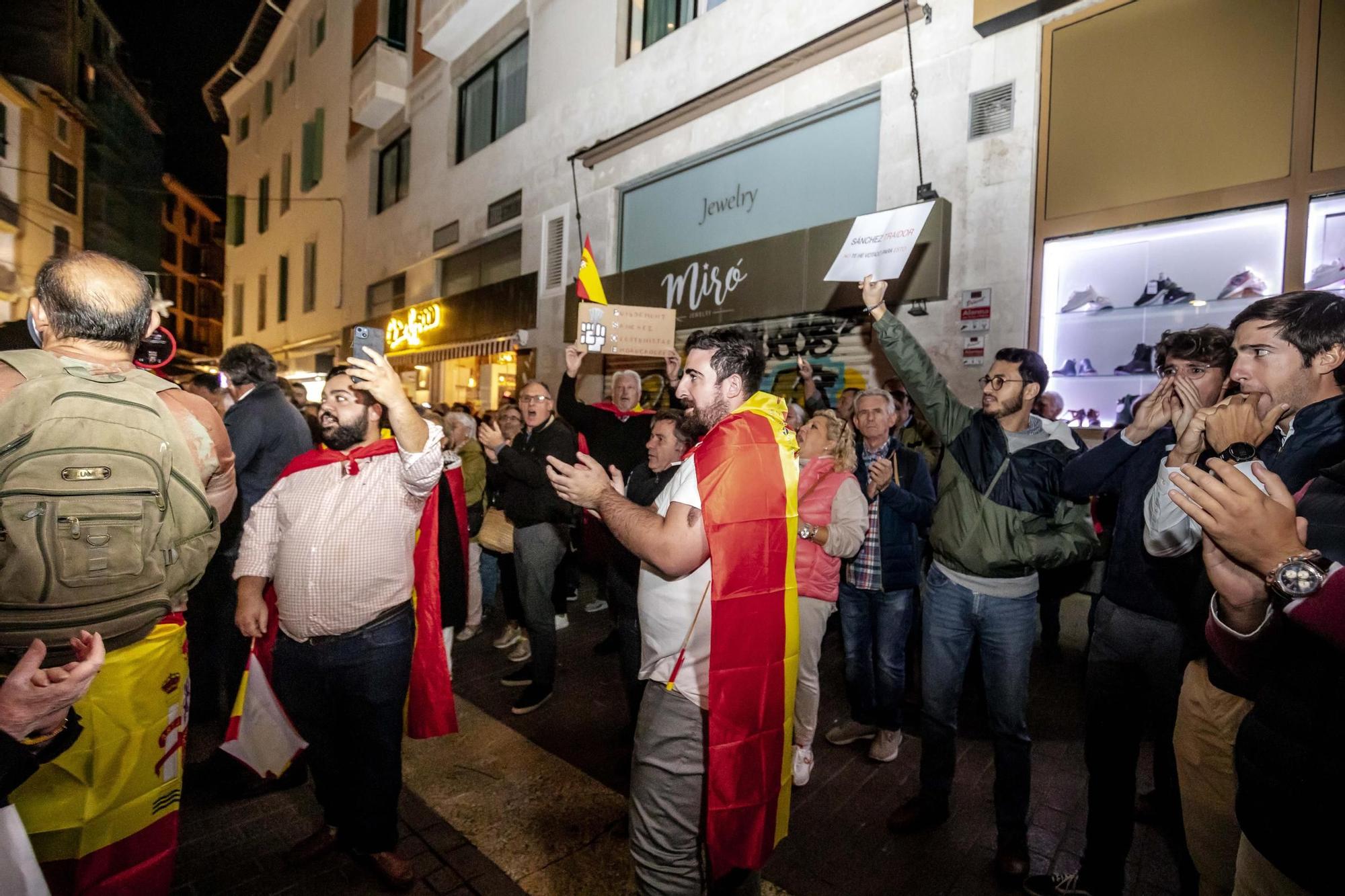 200 Personen demonstrieren auf Mallorca gegen die geplante Begnadigung der katalanischen Separatisten