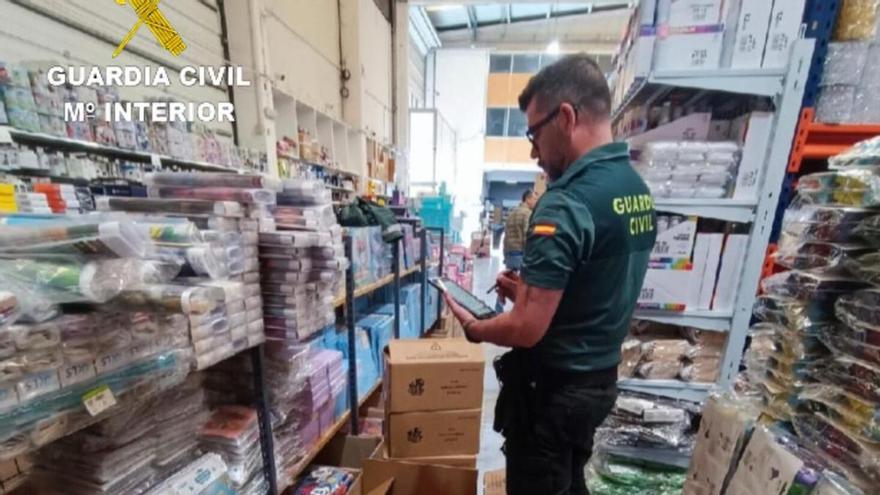 La Guardia Civil interviene en Pontevedra más de 1.100 artículos pirotécnicos sin autorización