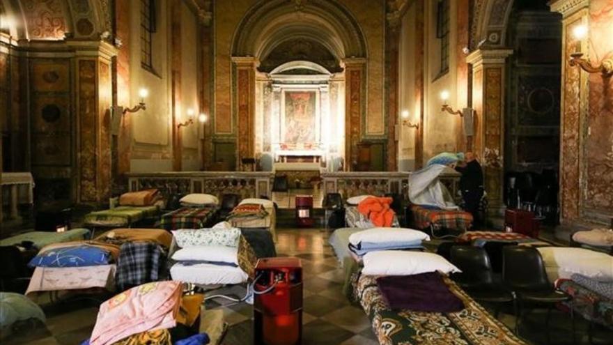 El Vaticano abre una iglesia a inmigrantes y &#039;sin techo&#039; e invita a seguir la iniciativa