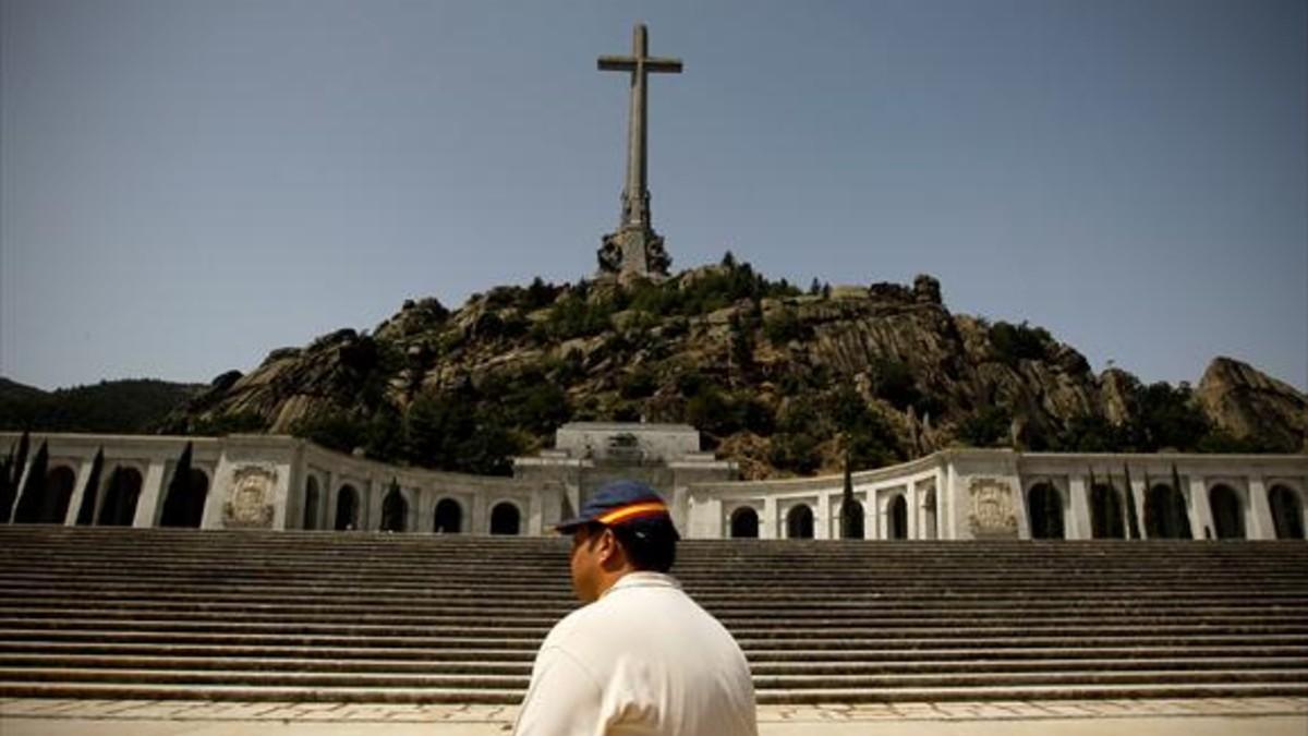 Una imagen del Valle de los Caídos, durante la visita de un ciudadano.