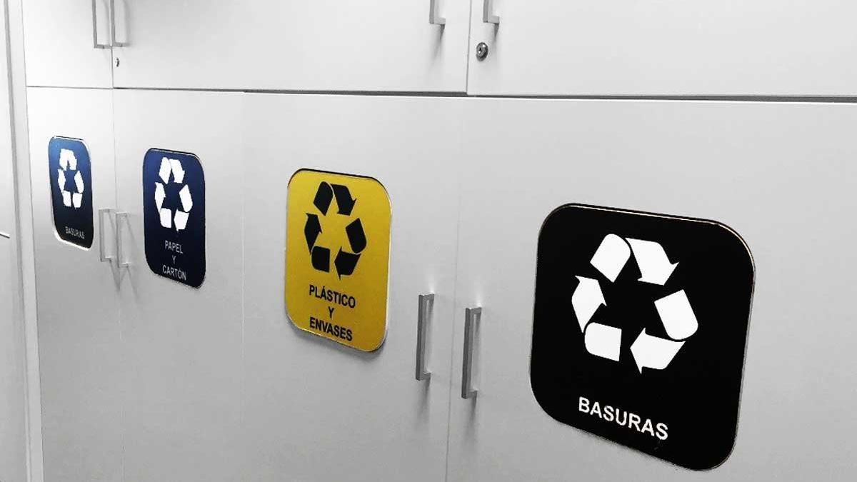 Unilever España ha incluido en sus instalaciones contenedores de reciclaje