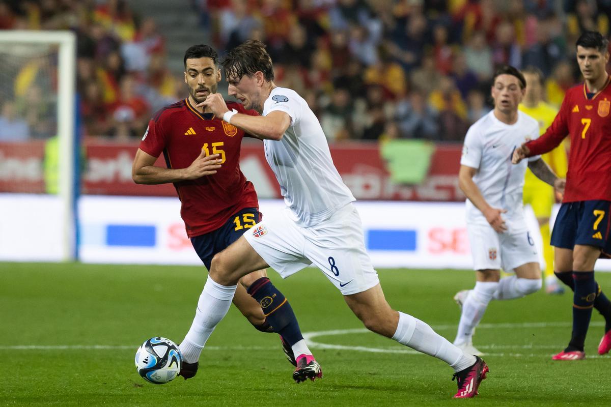 Mikel Merino, en el partido de clasificación para la Eurocopa que España disputó contra Noruega.