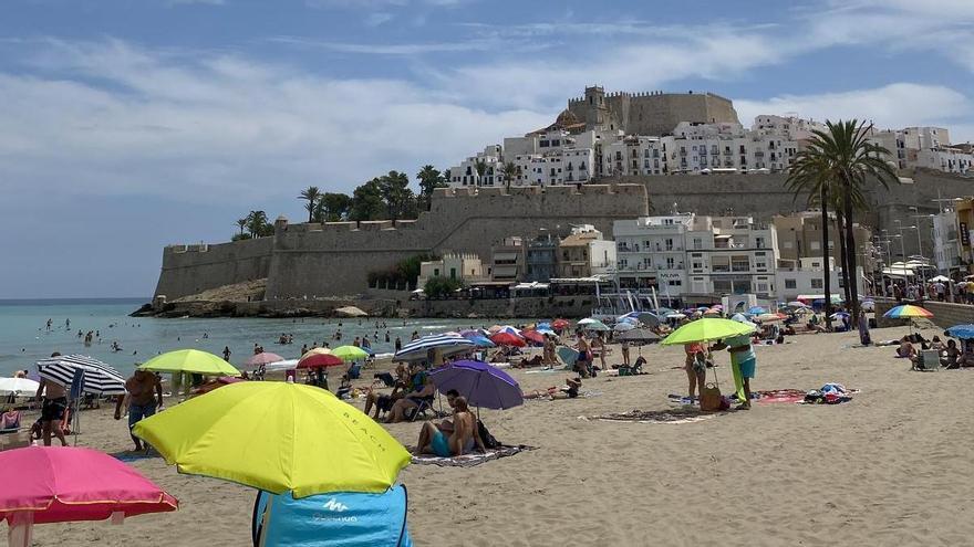 Peñíscola es playa, cultura y refrescantes verbenas