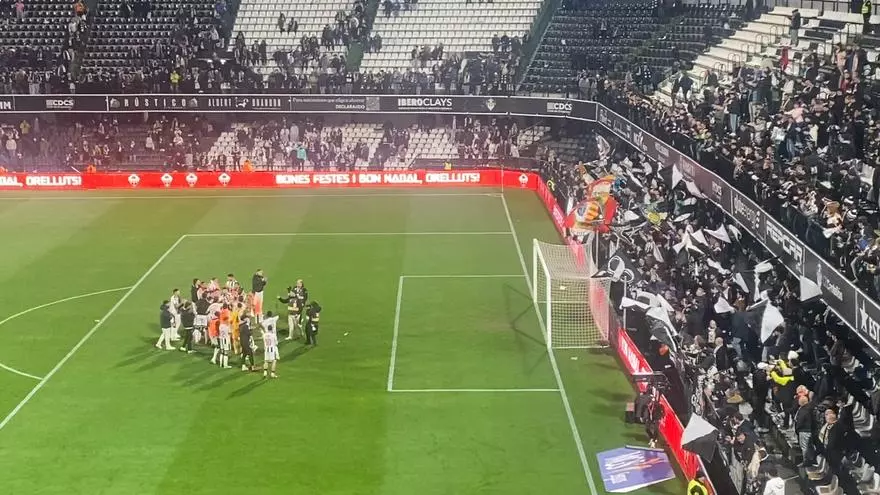 Vídeo: Revive la celebración de los jugadores albinegros después del Castellón-Mirandés