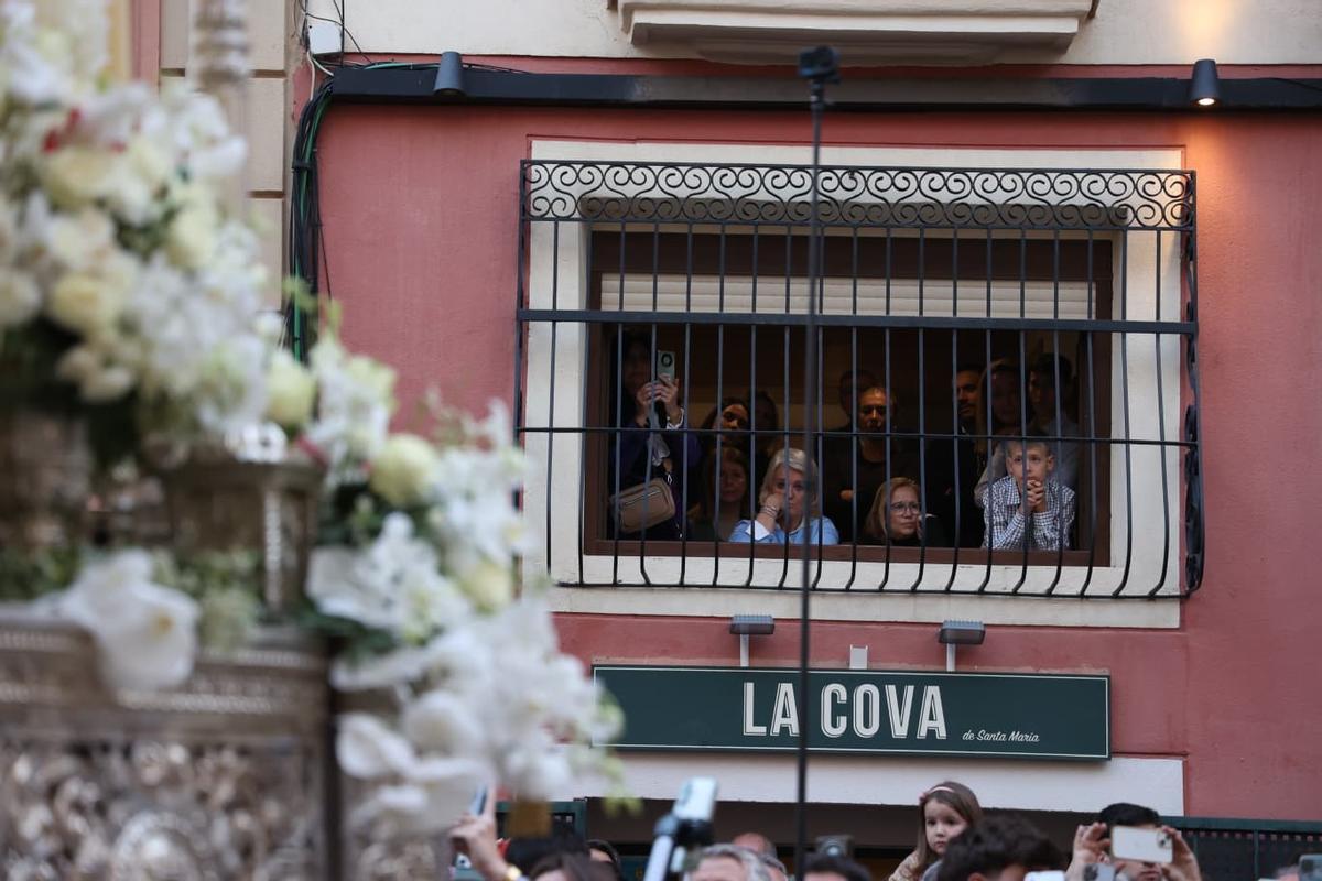 Martes Santo en Alicante 2026: Procesión de la Hermandad del Cristo del Mar y la Virgen de los Dolores Coronada Martes Santo en Alicante 2026: Procesión de la Hermandad del Cristo del Mar y la Virgen de los Dolores Coronada