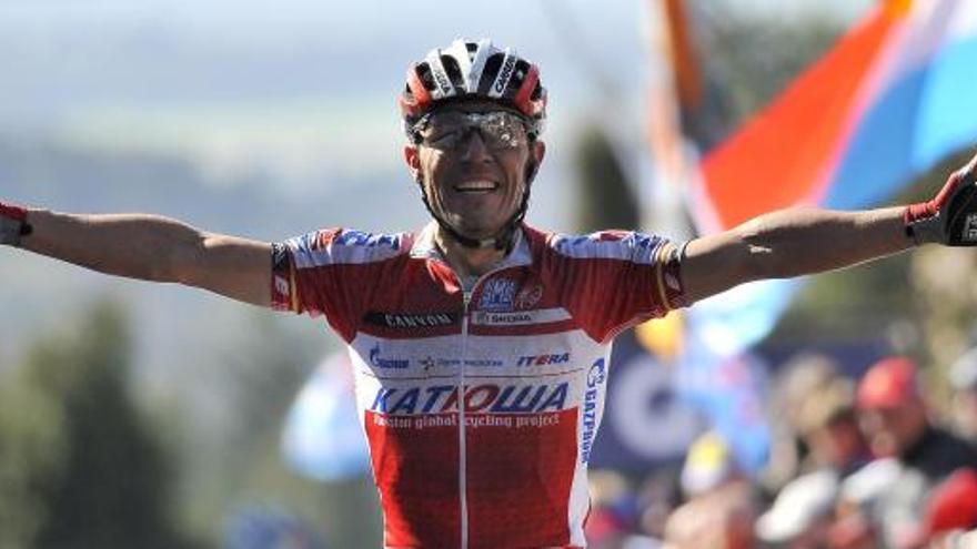 Joaquim &quot;Purito&quot; Rodríguez celebra su victoria en la Flecha Valona.