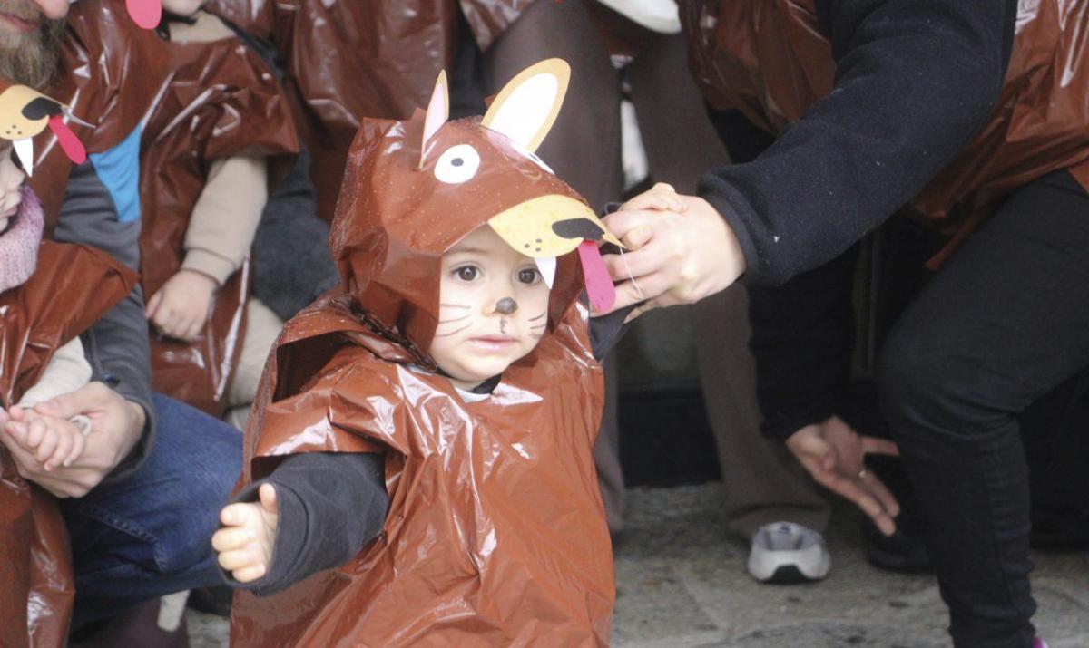 El Carnaval entra tímido en El Puente de Sanabria