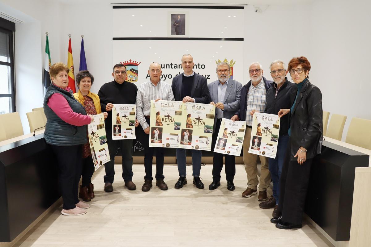La gala solidaria se presentó, recientemente, en un acto en el ayuntamiento arroyano.