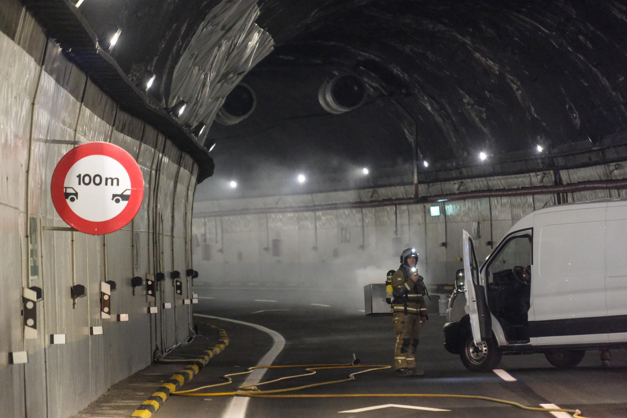 Accidente con incendio y dos heridos graves en el túnel de Villena: así ha sido el simulacro en la autovía A-31