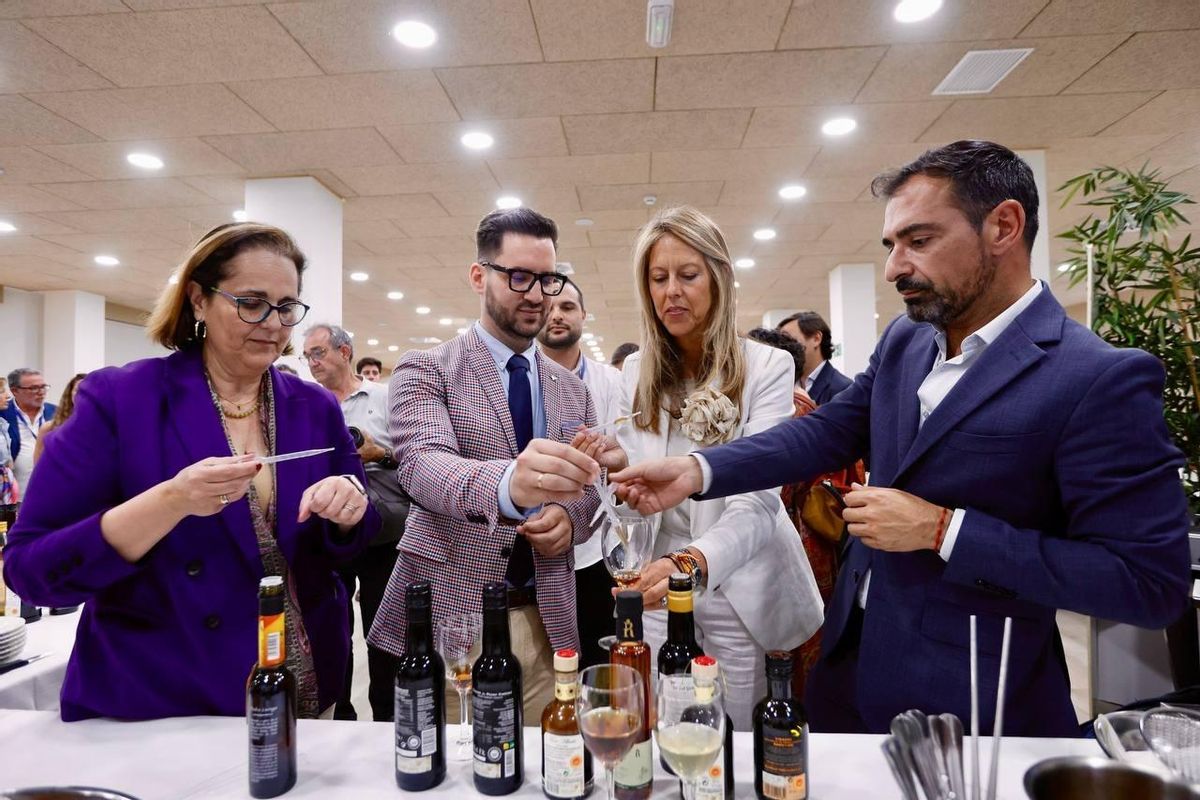 Cata de vinagre en la 2ª Feria Profesional de Vivavim.