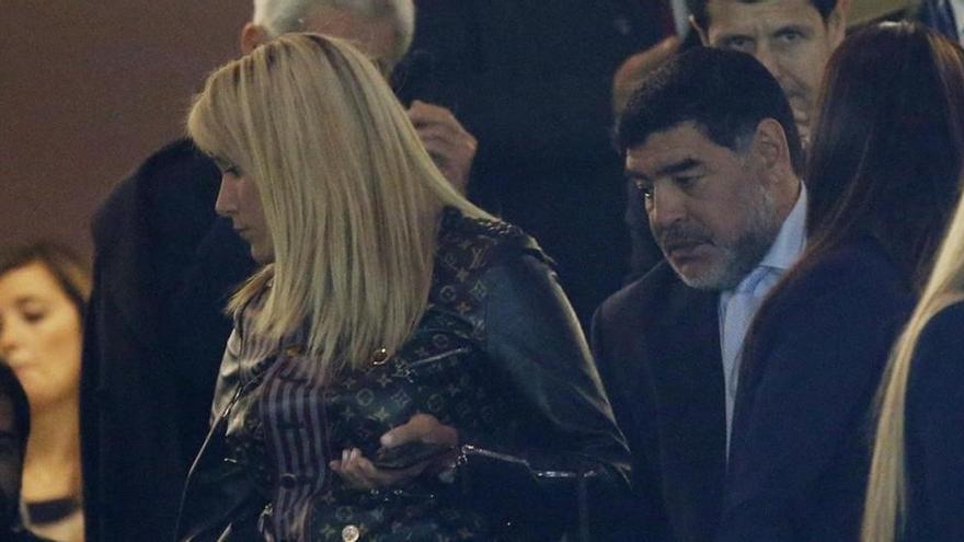 La novia de Maradona se niega a declarar ante la policía