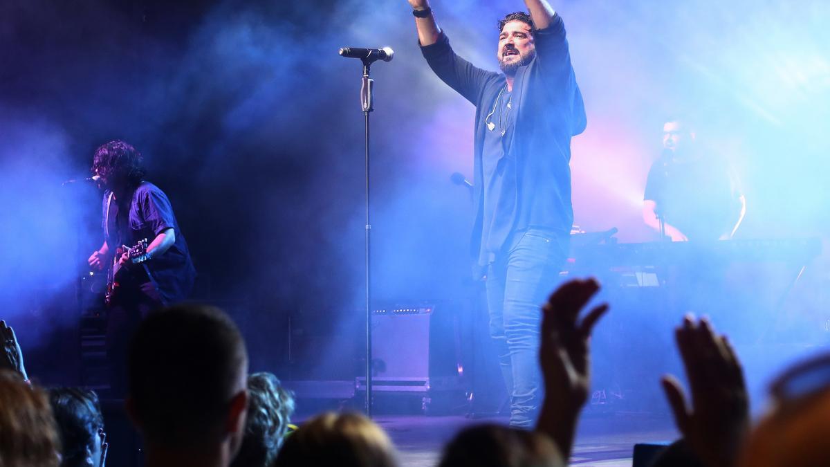 Antonio Orozco en un concert al festival de Cap Roig.