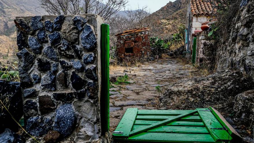 La insularidad custodia el latir de los pueblos en la Canarias despoblada, pero no vaciada