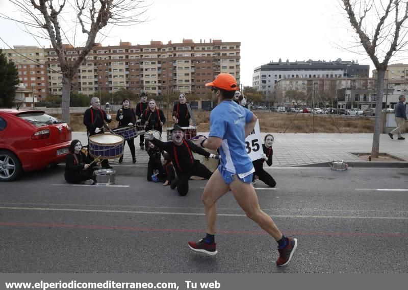 Atletas en el IX Marató BP de Castellón