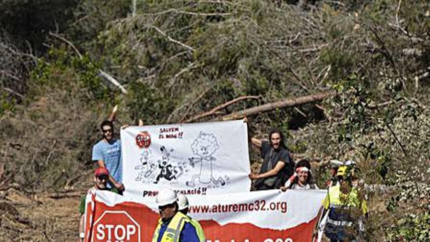 Protesta contra el projecte de la C-32. | DAVID APARICIO