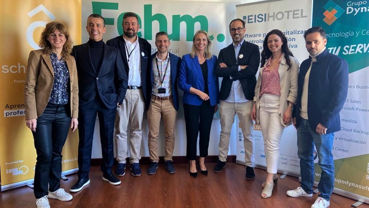 La FEHM y Schôolers celebraron ayer el cuarto taller formativo para sus asociados.