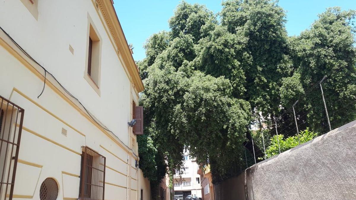 Convocada una mobilización en Gràcia contra el derribo de dos casas centenarias