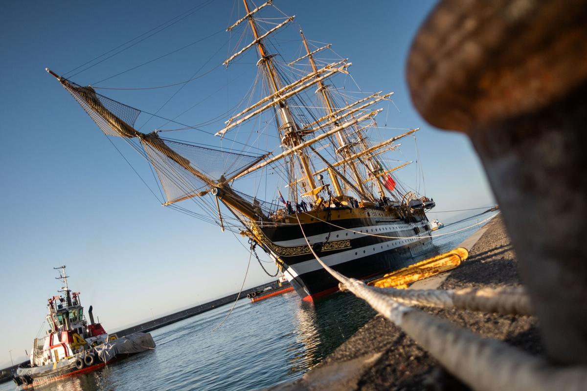 Llegada del barco 'Amerigo Vespucci' a Santa Cruz de Tenerife