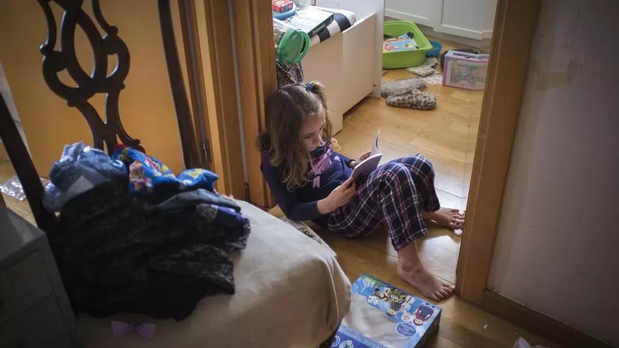 ‘(Lapse)’. Una ventana a la vida de dos hermanos confinados