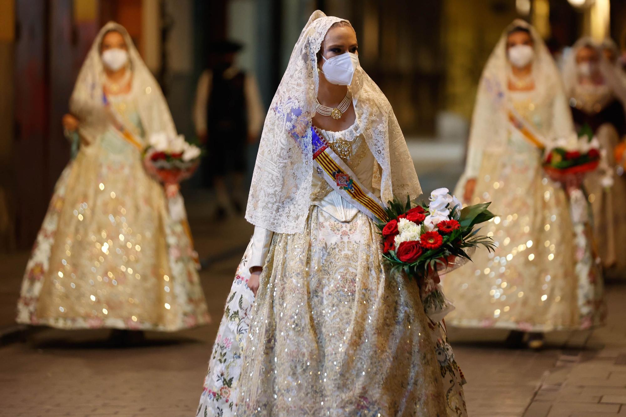 La Fallera Mayor y su Corte de Honor cierran la Ofrenda más atípica