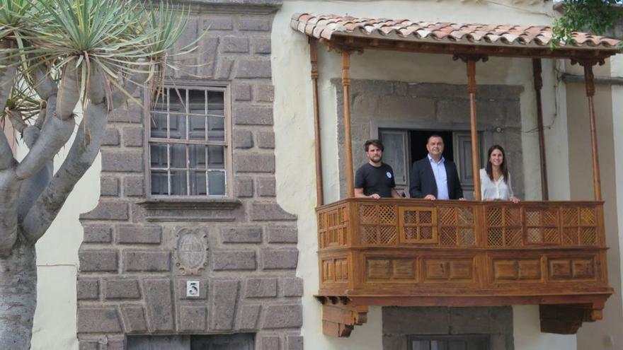 El icónico balcón de la Casa de Los Quintana luce desde ayer totalmente restaurado