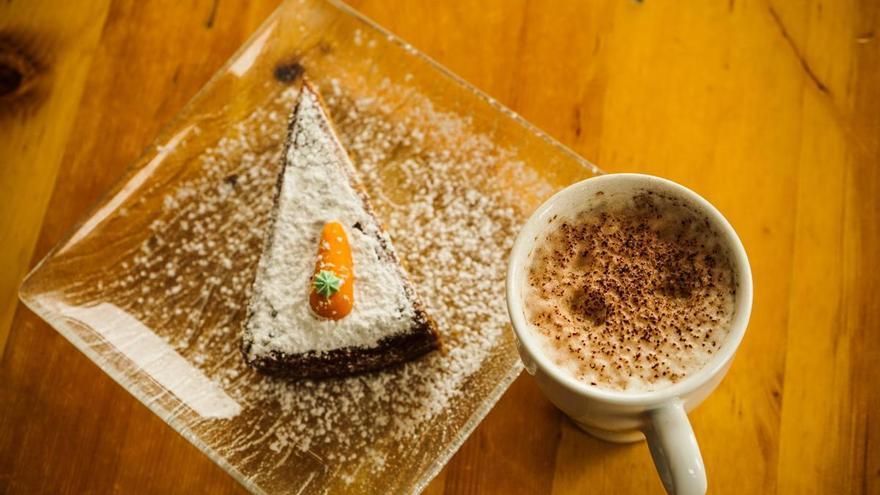 Así es la mejor tarta de zanahoria con queso fácil de hacer y baja en calorías