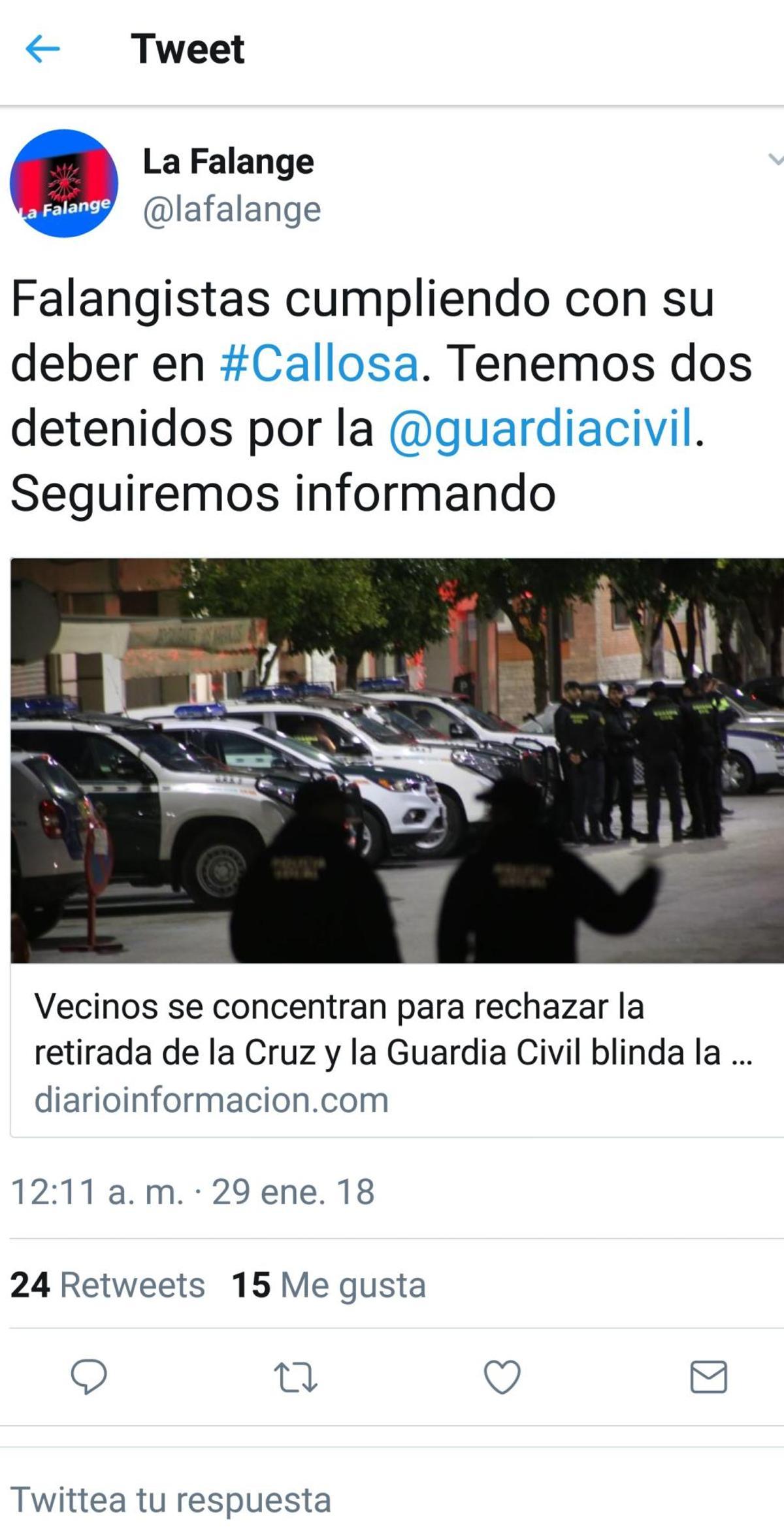 Dos detenidos en el desalojo de la plaza de España de Callosa para retirar la Cruz