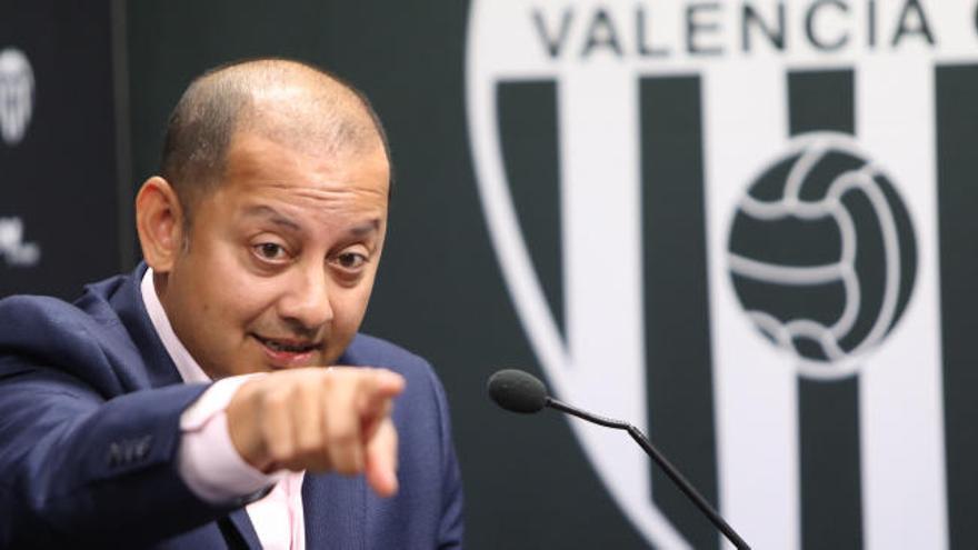 El Valencia CF busca el récord de millones en su camiseta