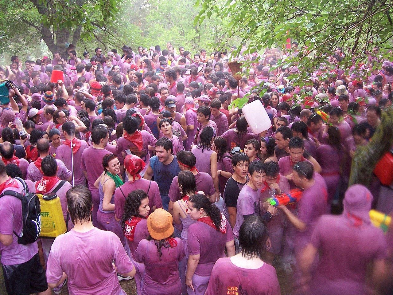 La batalla del vino de Haro tiene lugar en junio.