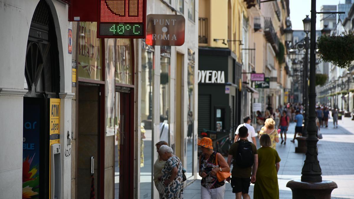 Los termómetros llegarán a los 42 grados en Zaragoza