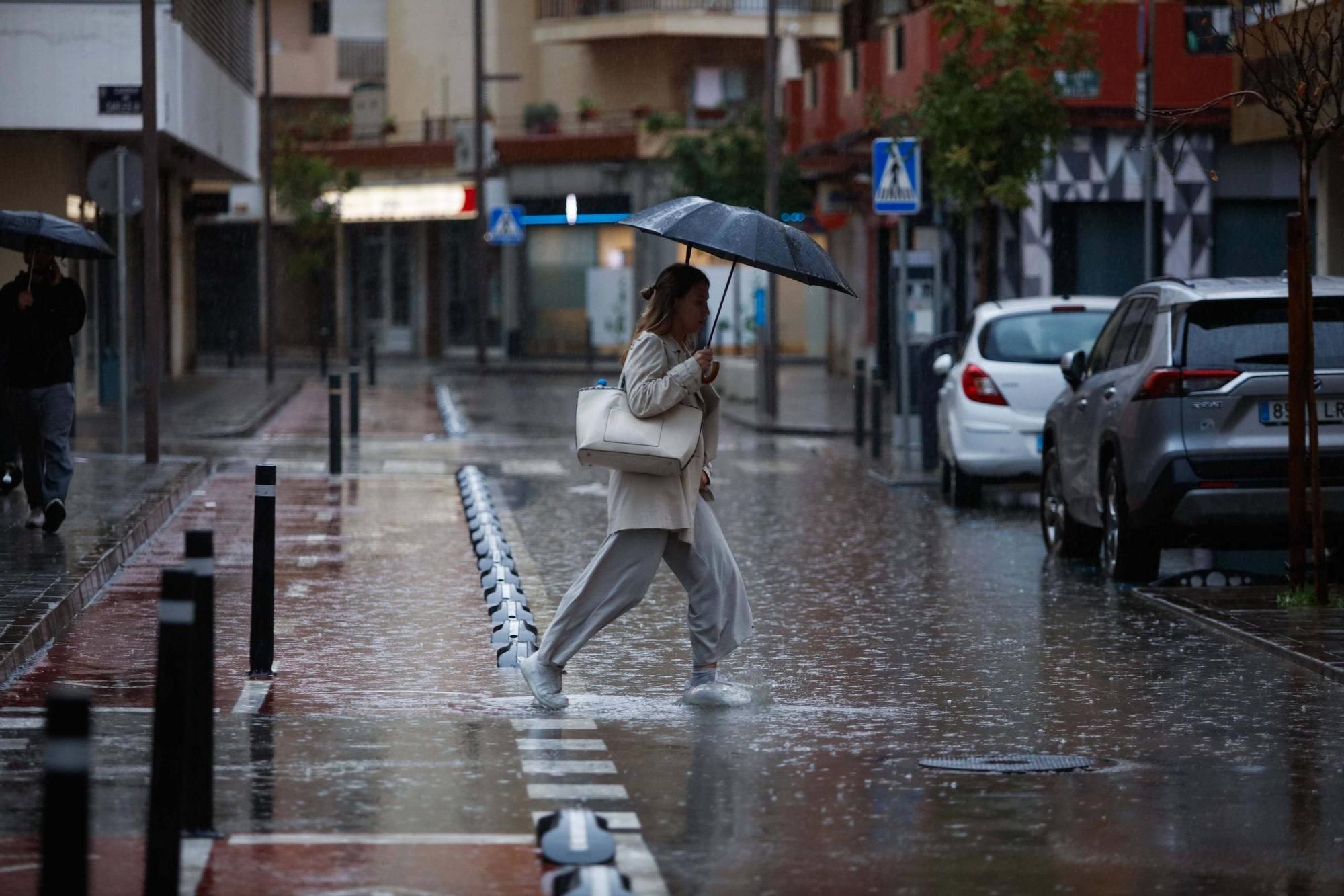 Todas las imágenes de la lluvia en Ibiza