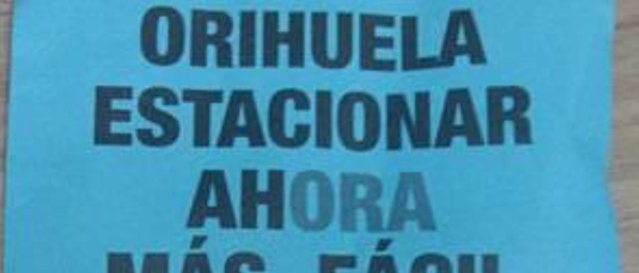 Orihuela perdona multas el primer día de la ORA entre el caos y el alivio del comercio