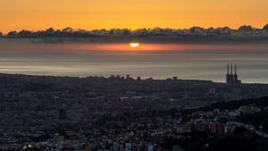 Amanecer en Barcelona.