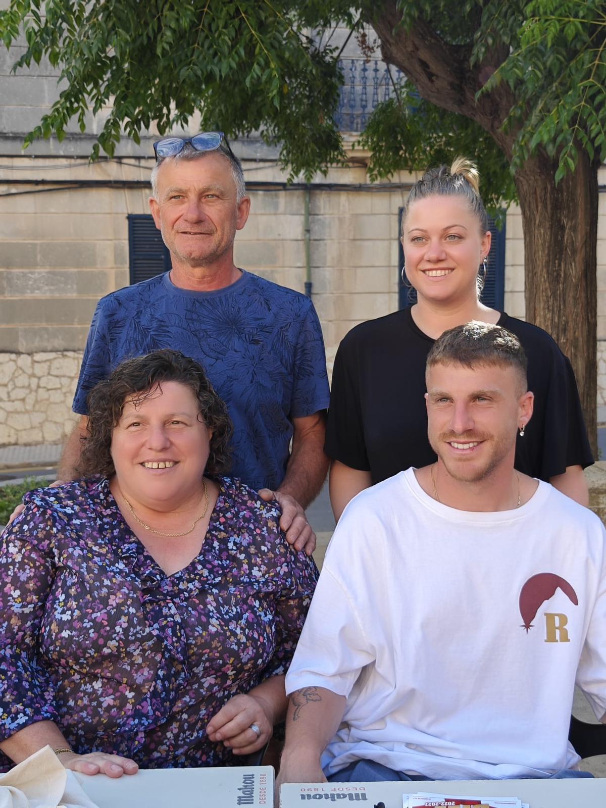 Una tarde diferente para los niños de Sant Joan junto a Pep Biel.