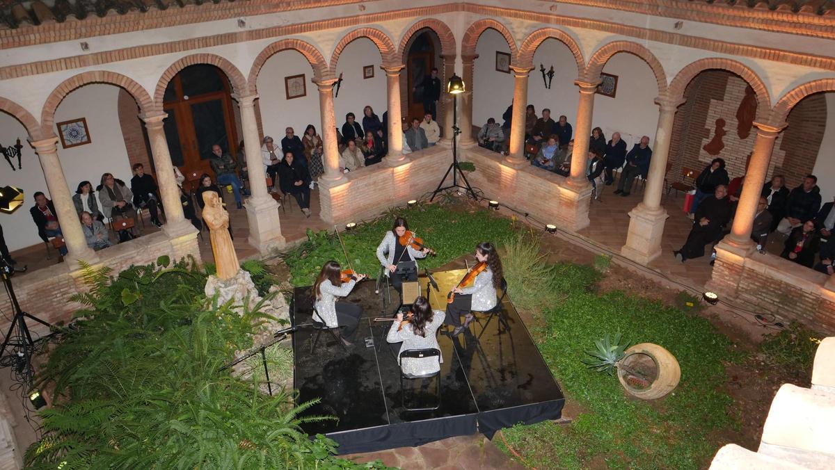 Galería de fotos del renovado Pregó de Reis en Vila-real